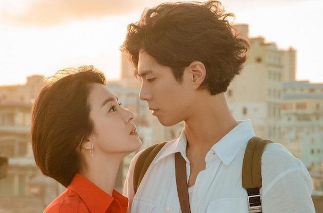 Cu nga ngua dang tiec cua Song Hye Kyo, Ha Ji Won trong 2019 hinh anh 2 Sao_Han_nga_ngua_2.jpg
