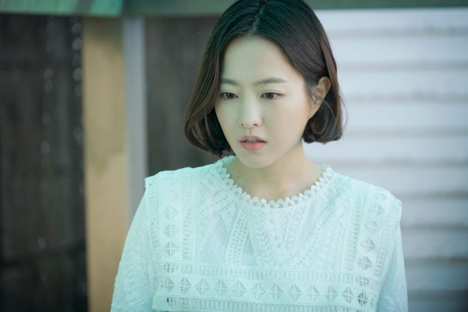 Cu nga ngua dang tiec cua Song Hye Kyo, Ha Ji Won trong 2019 hinh anh 7 Sao_Han_nga_ngua_7.jpg