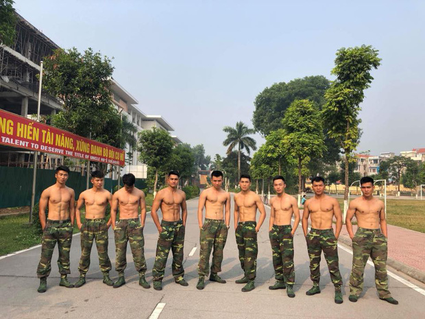 Dàn trai 6 múi của Học viện Biên phòng được cư dân mạng xuýt xoa đúng chuẩn hậu duệ mặt trời phiên bản Việt - Ảnh 4.